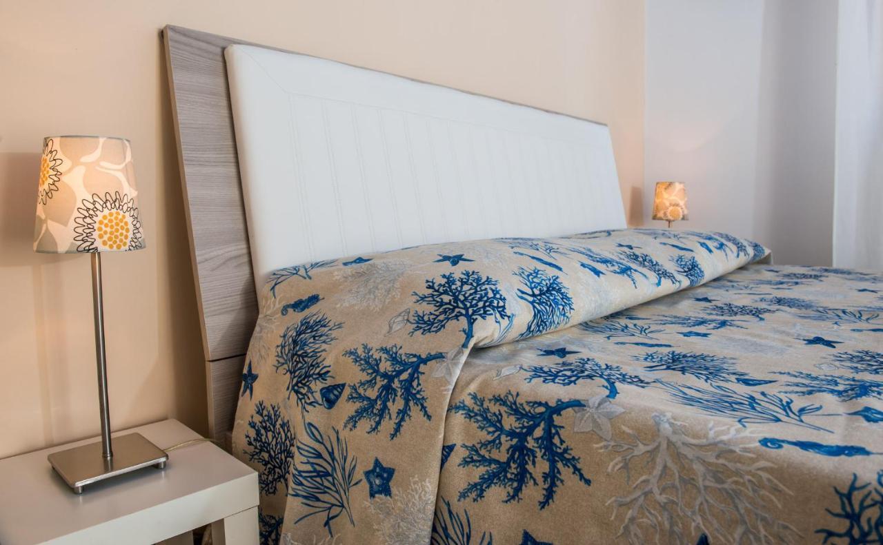 Bed and Breakfast La Castellese Aci Castello Exteriér fotografie