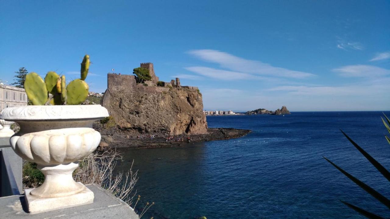 Bed and Breakfast La Castellese Aci Castello Exteriér fotografie